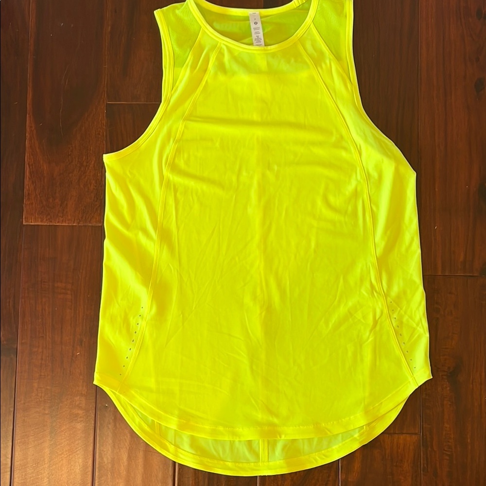 Lululemon neon yellow tank like new size 8